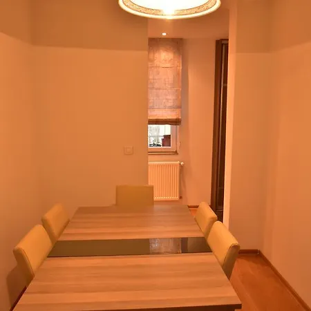 Ferhadija Luxury Apartment *